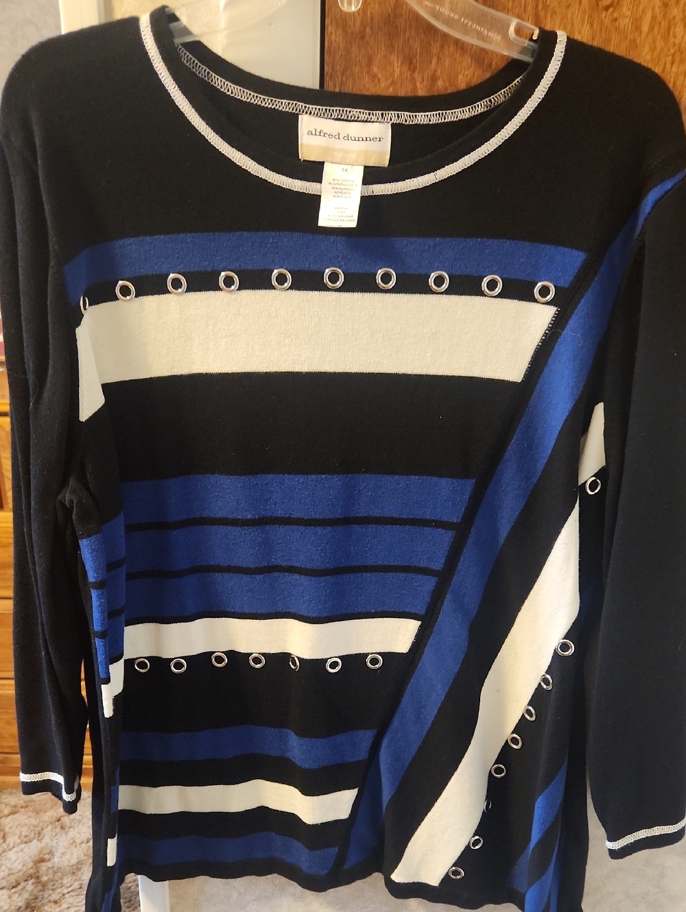 Alfred Dunner 1X Black, Royal Blue & White Striped Eyelet Knit Top List#48